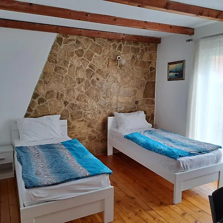 Linea M 莫斯塔尔